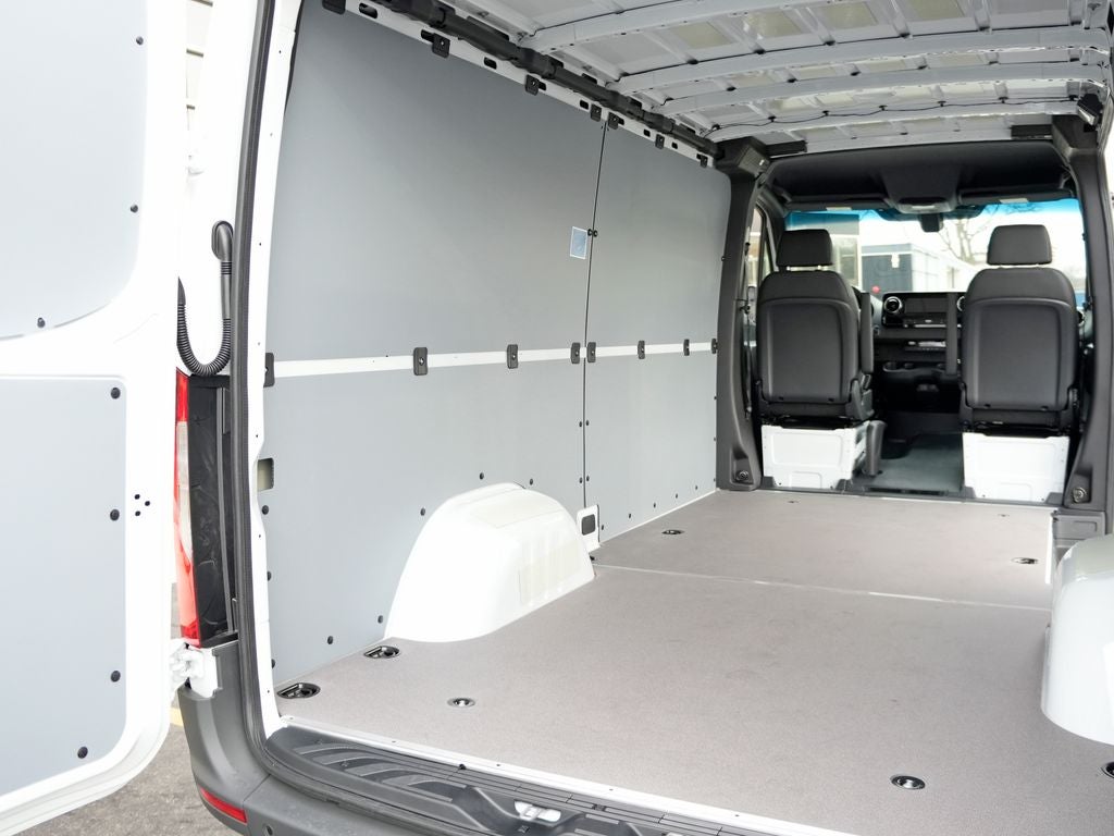 2026 Mercedes-Benz Sprinter 2500 Cargo 144 WB