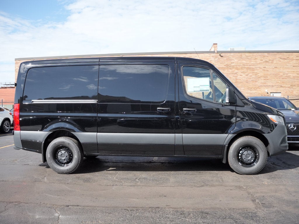 2026 Mercedes-Benz Sprinter 2500 Cargo 144 WB