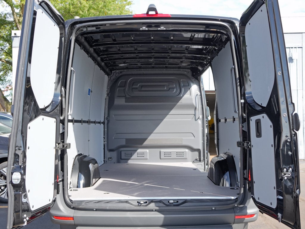 2026 Mercedes-Benz Sprinter 2500 Cargo 144 WB
