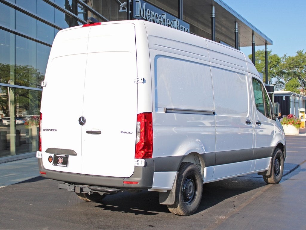 2025 Mercedes-Benz Sprinter 2500 Cargo 144 WB