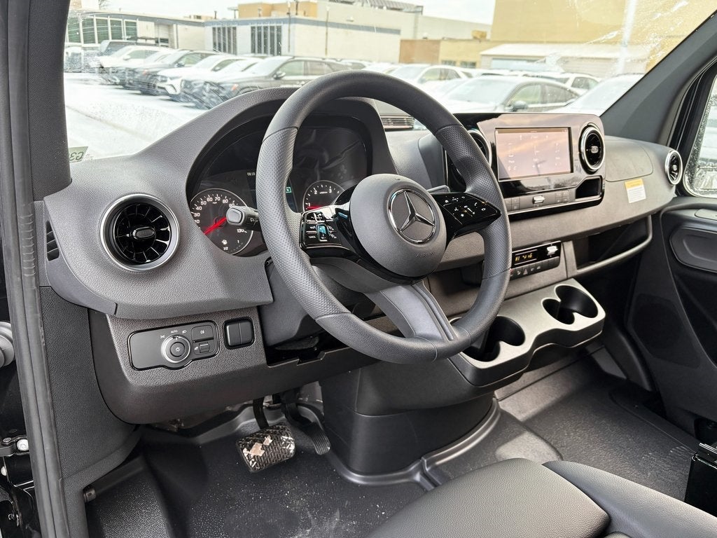 2026 Mercedes-Benz Sprinter 2500 Cargo 144 WB
