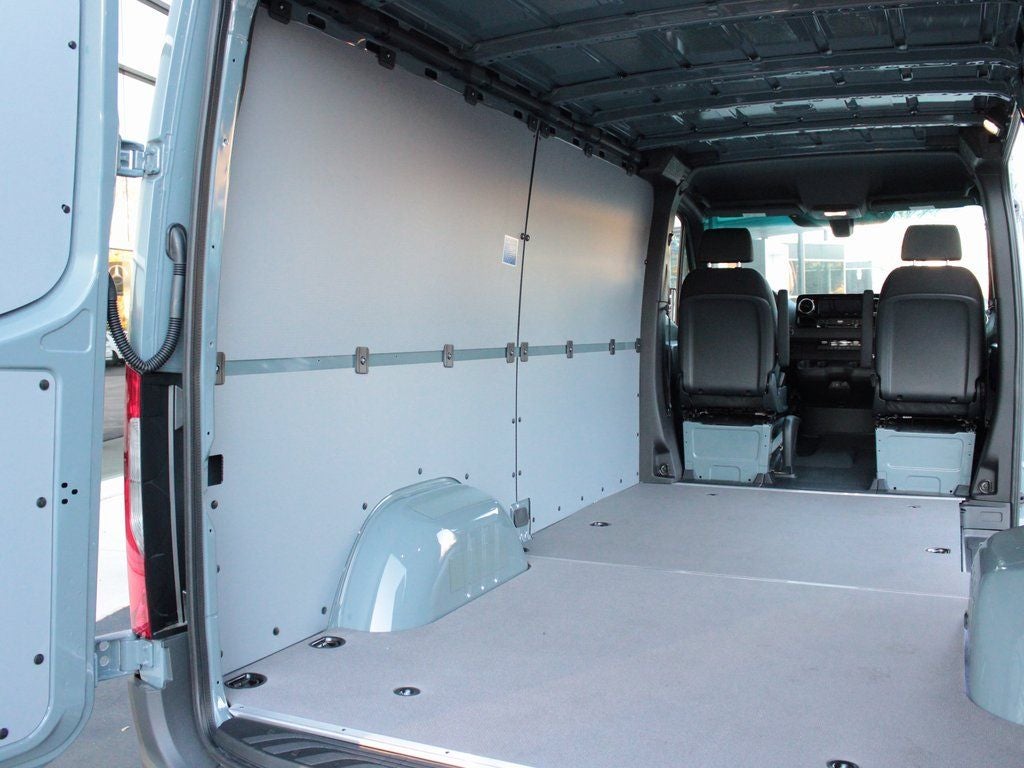2026 Mercedes-Benz Sprinter 2500 Cargo 144 WB