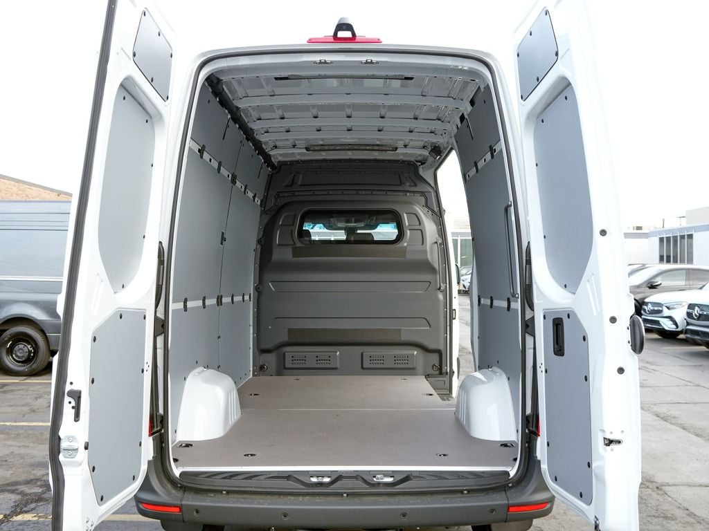 2026 Mercedes-Benz Sprinter 2500 Cargo 144 WB