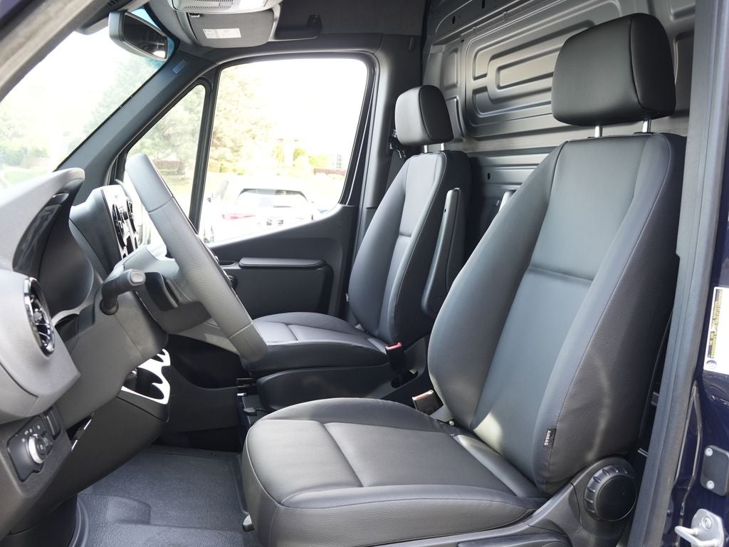 2026 Mercedes-Benz Sprinter 2500 Cargo 144 WB