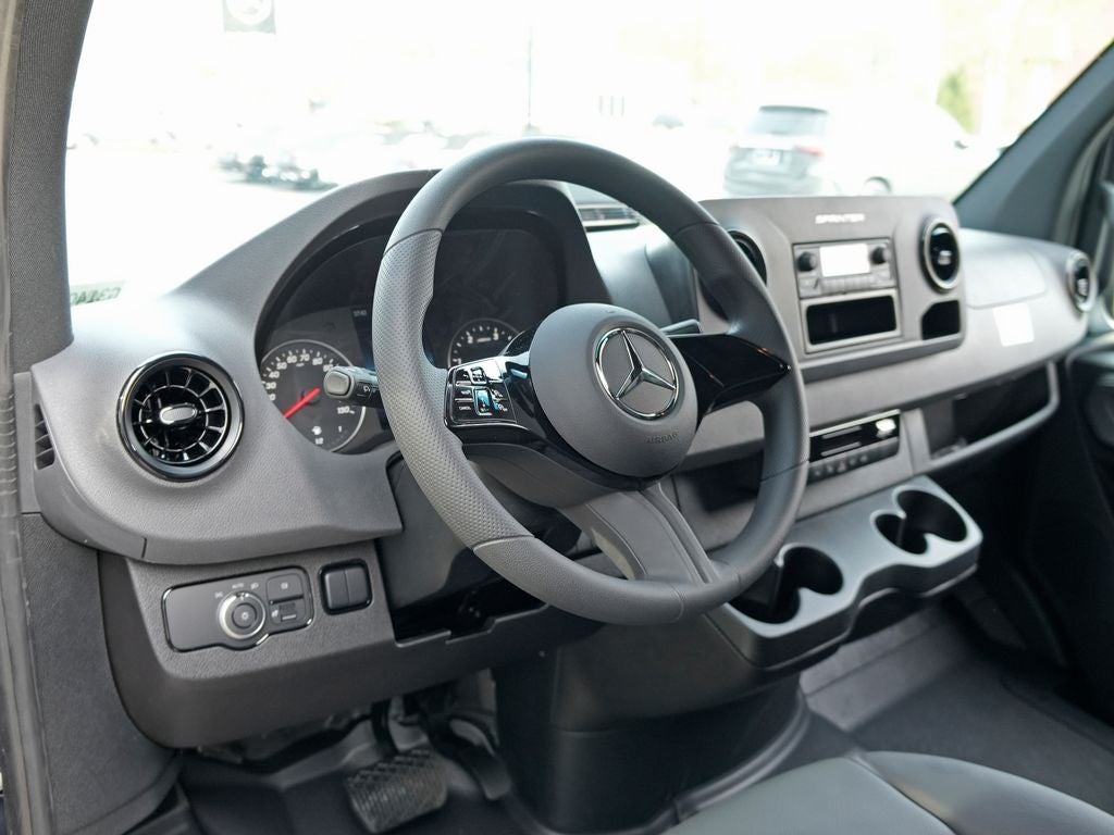 2026 Mercedes-Benz Sprinter 2500 Cargo 144 WB