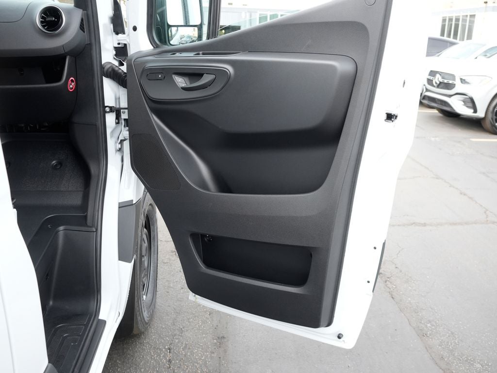 2026 Mercedes-Benz Sprinter 2500 Cargo 144 WB