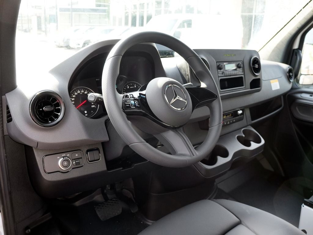 2026 Mercedes-Benz Sprinter 2500 Cargo 144 WB