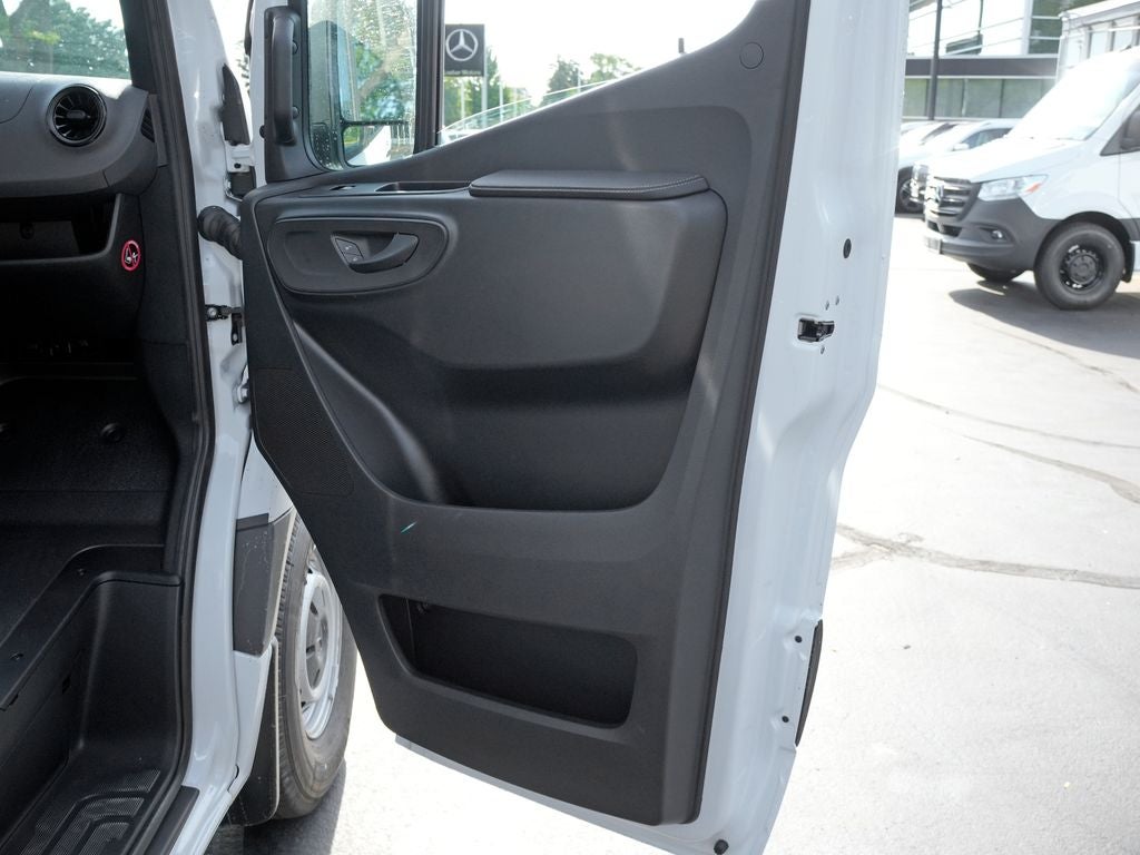 2026 Mercedes-Benz Sprinter 2500 Cargo 144 WB
