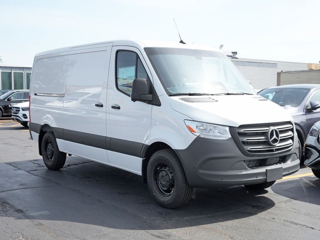 2026 Mercedes-Benz Sprinter 2500 Cargo 144 WB