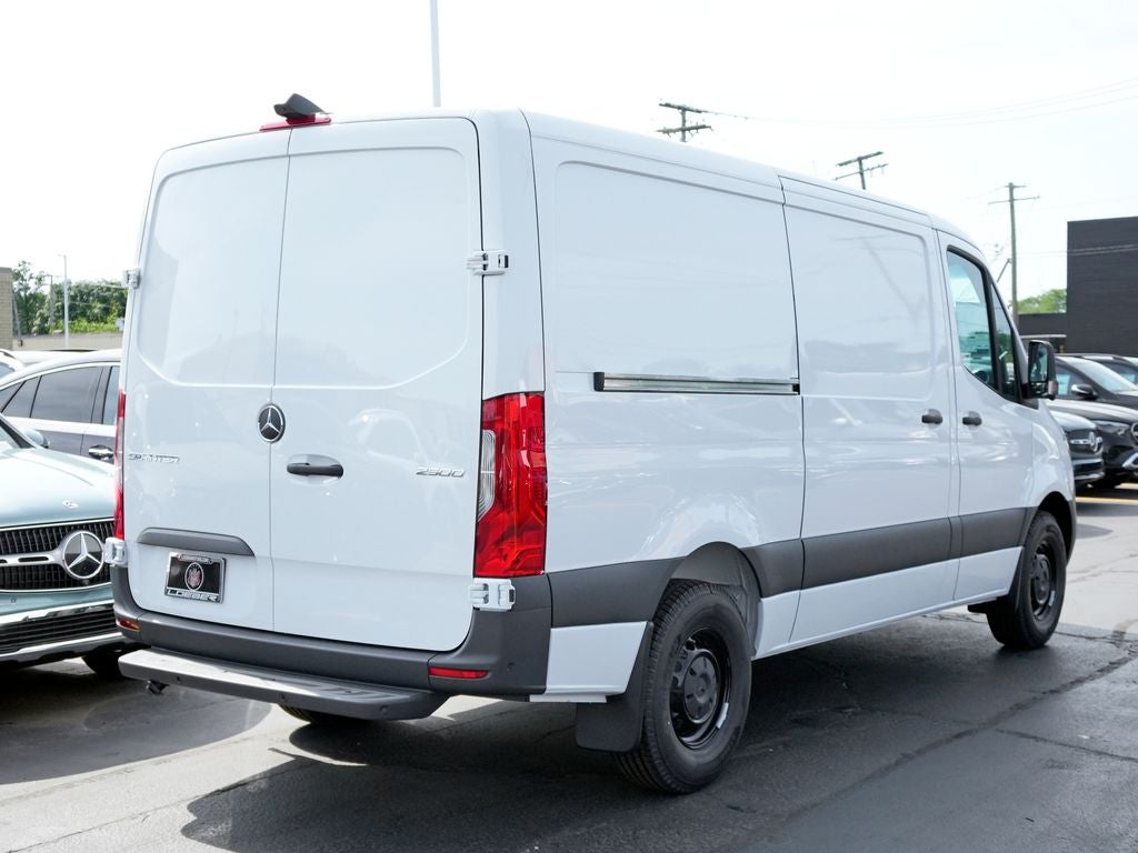 2026 Mercedes-Benz Sprinter 2500 Cargo 144 WB