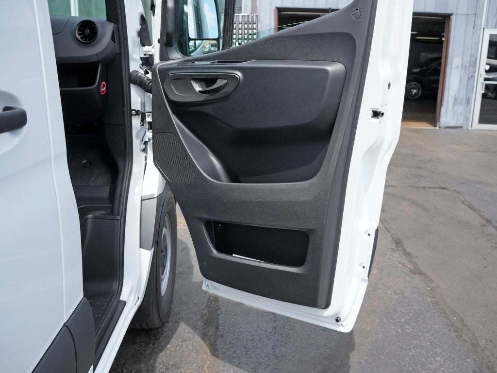 2026 Mercedes-Benz Sprinter 2500 Cargo 144 WB
