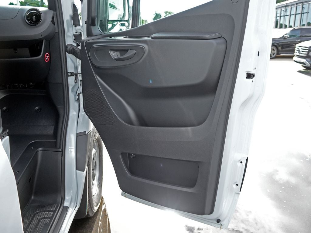 2026 Mercedes-Benz Sprinter 2500 Cargo 170 WB High Roof