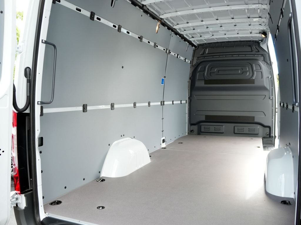 2026 Mercedes-Benz Sprinter 2500 Cargo 170 WB High Roof