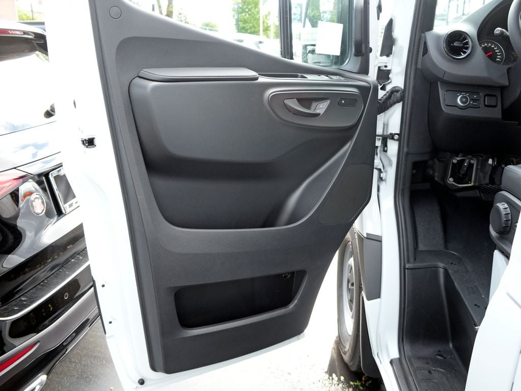 2026 Mercedes-Benz Sprinter 2500 Cargo 170 WB High Roof