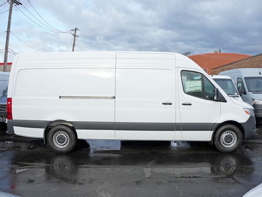2026 Mercedes-Benz Sprinter 2500 Cargo 170 WB High Roof
