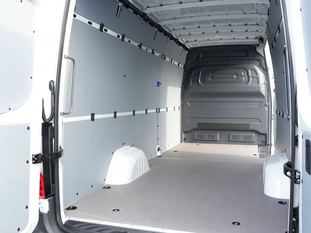 2026 Mercedes-Benz Sprinter 2500 Cargo 170 WB High Roof
