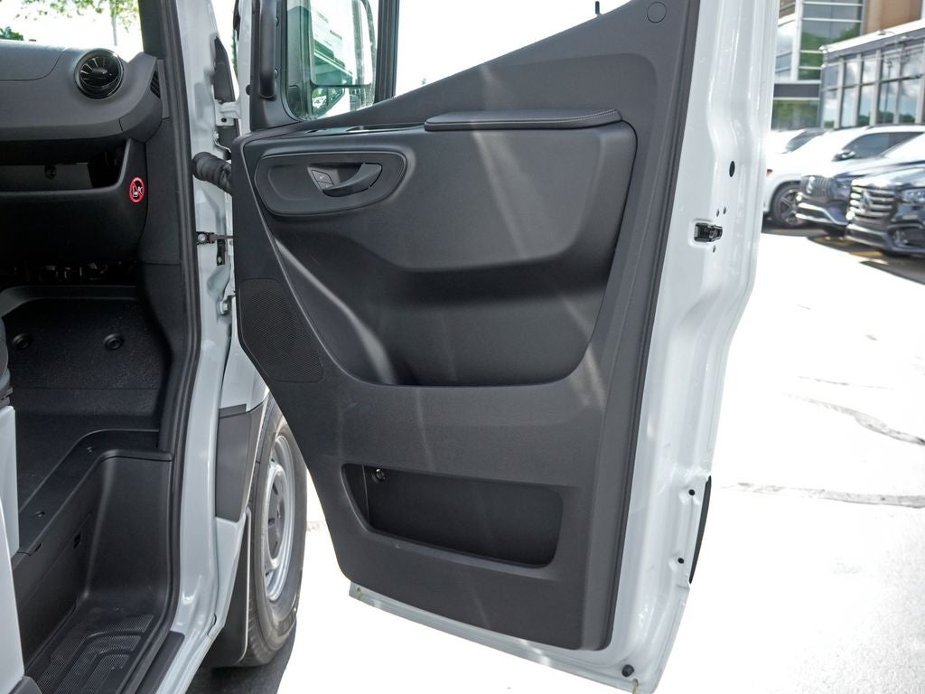 2026 Mercedes-Benz Sprinter 2500 Cargo 170 WB High Roof