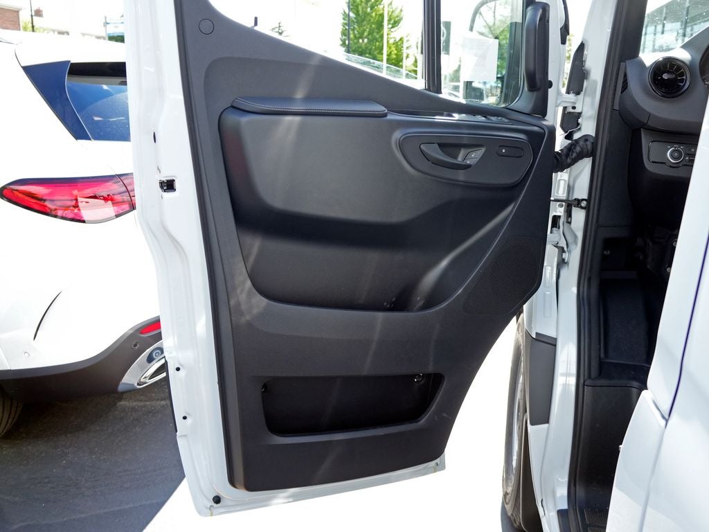 2026 Mercedes-Benz Sprinter 2500 Cargo 170 WB High Roof