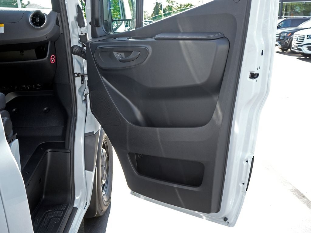 2026 Mercedes-Benz Sprinter 2500 Cargo 170 WB High Roof