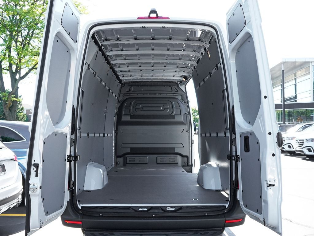 2026 Mercedes-Benz Sprinter 2500 Cargo 170 WB High Roof