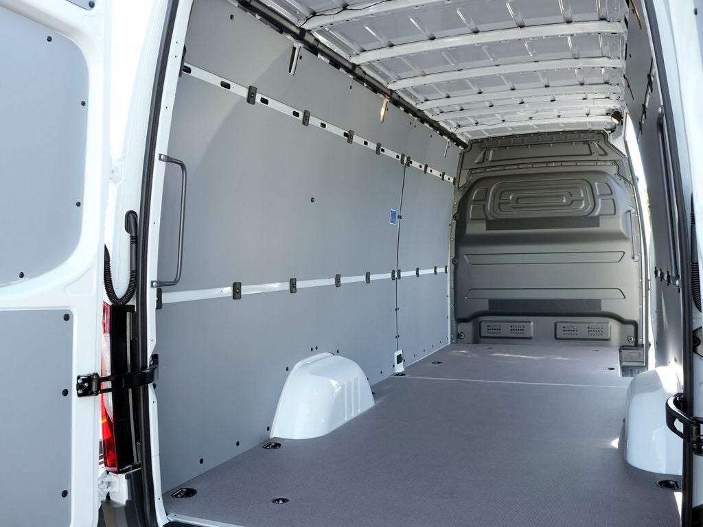 2026 Mercedes-Benz Sprinter 2500 Cargo 170 WB High Roof