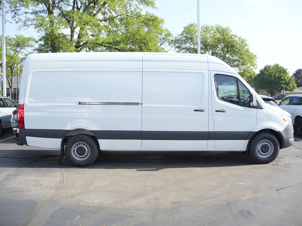 2026 Mercedes-Benz Sprinter 2500 Cargo 170 WB High Roof