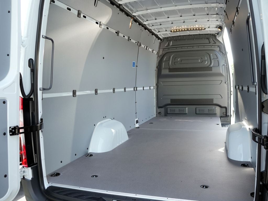 2026 Mercedes-Benz Sprinter 2500 Cargo 170 WB High Roof
