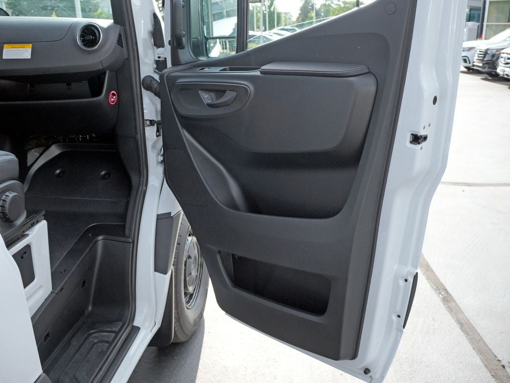 2026 Mercedes-Benz Sprinter 2500 Cargo 170 WB High Roof