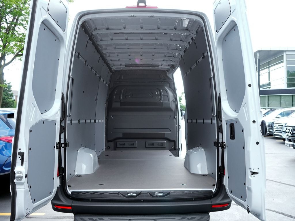 2026 Mercedes-Benz Sprinter 2500 Cargo 170 WB High Roof