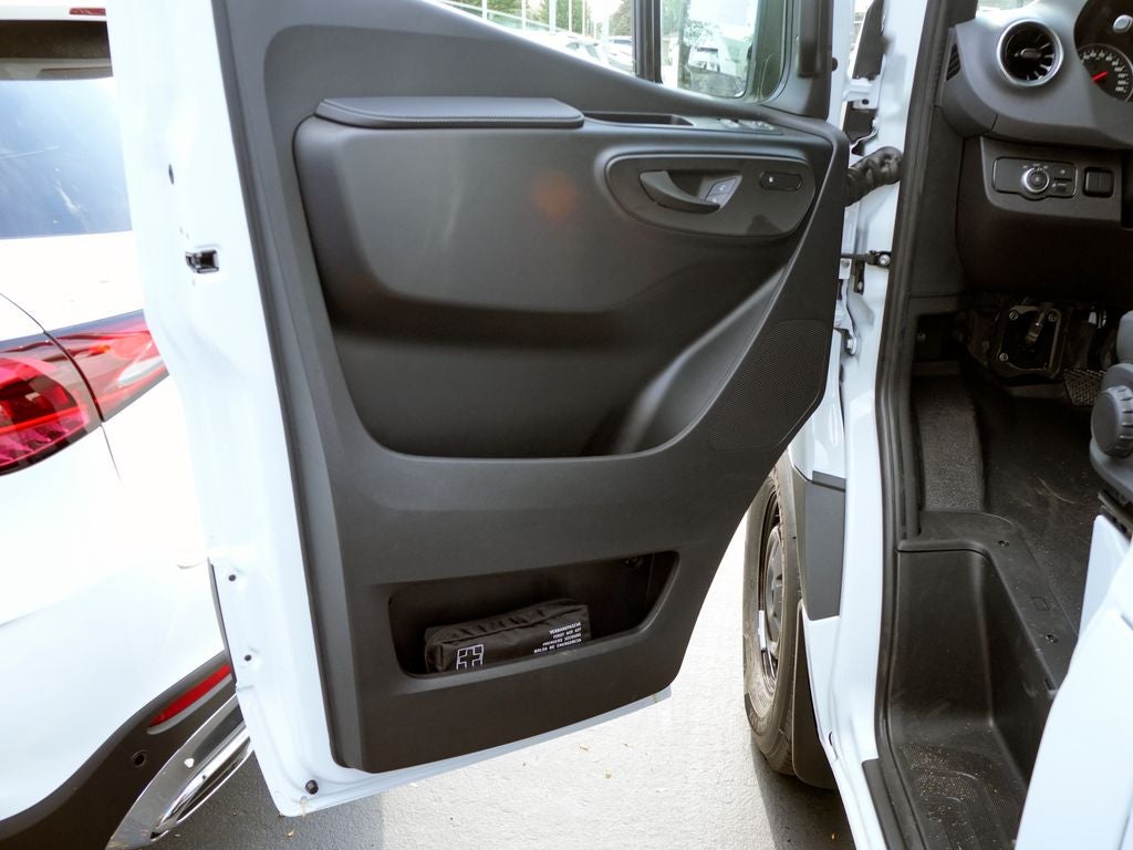 2026 Mercedes-Benz Sprinter 2500 Cargo 170 WB High Roof