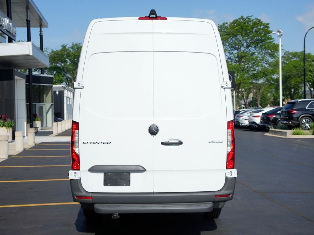 2026 Mercedes-Benz Sprinter 2500 Cargo 170 WB High Roof