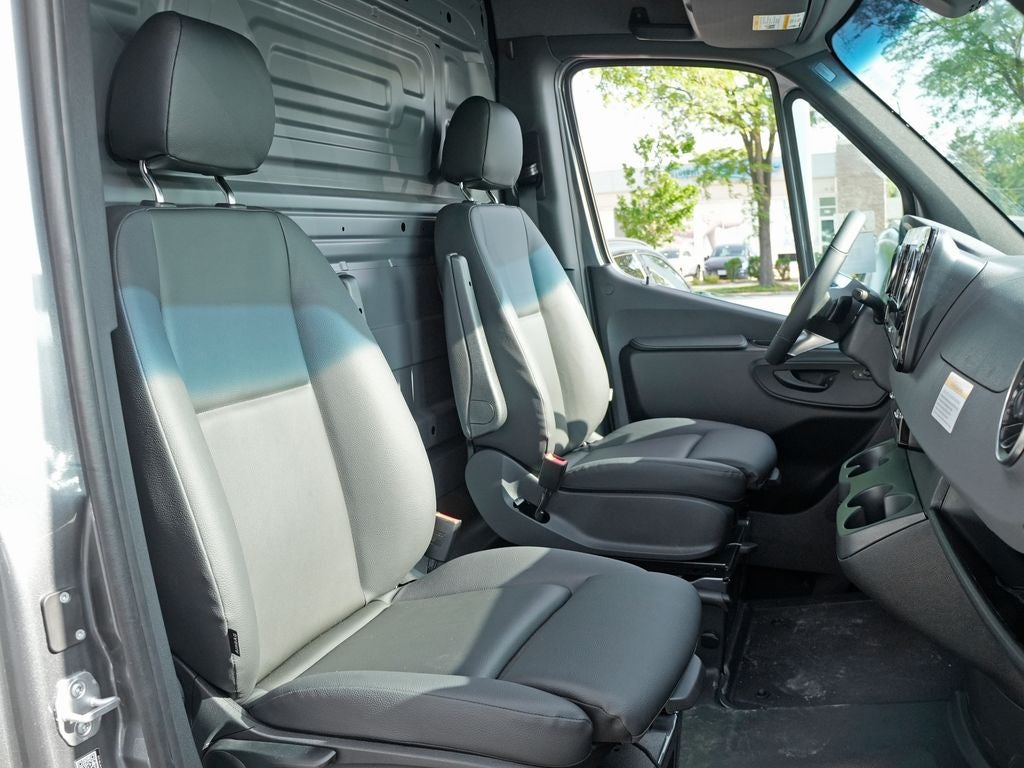 2026 Mercedes-Benz Sprinter 2500 Cargo 170 WB High Roof