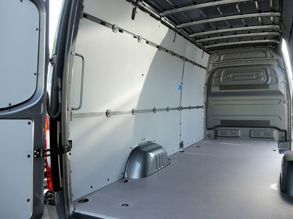 2026 Mercedes-Benz Sprinter 2500 Cargo 170 WB High Roof