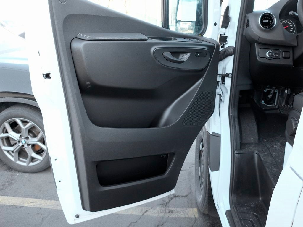 2026 Mercedes-Benz Sprinter 2500 Cargo 144 WB