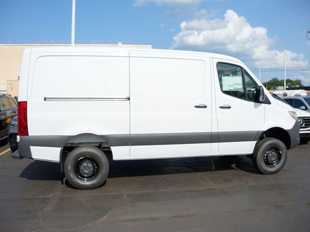 2026 Mercedes-Benz Sprinter 2500 Cargo 144 WB 4MATIC®