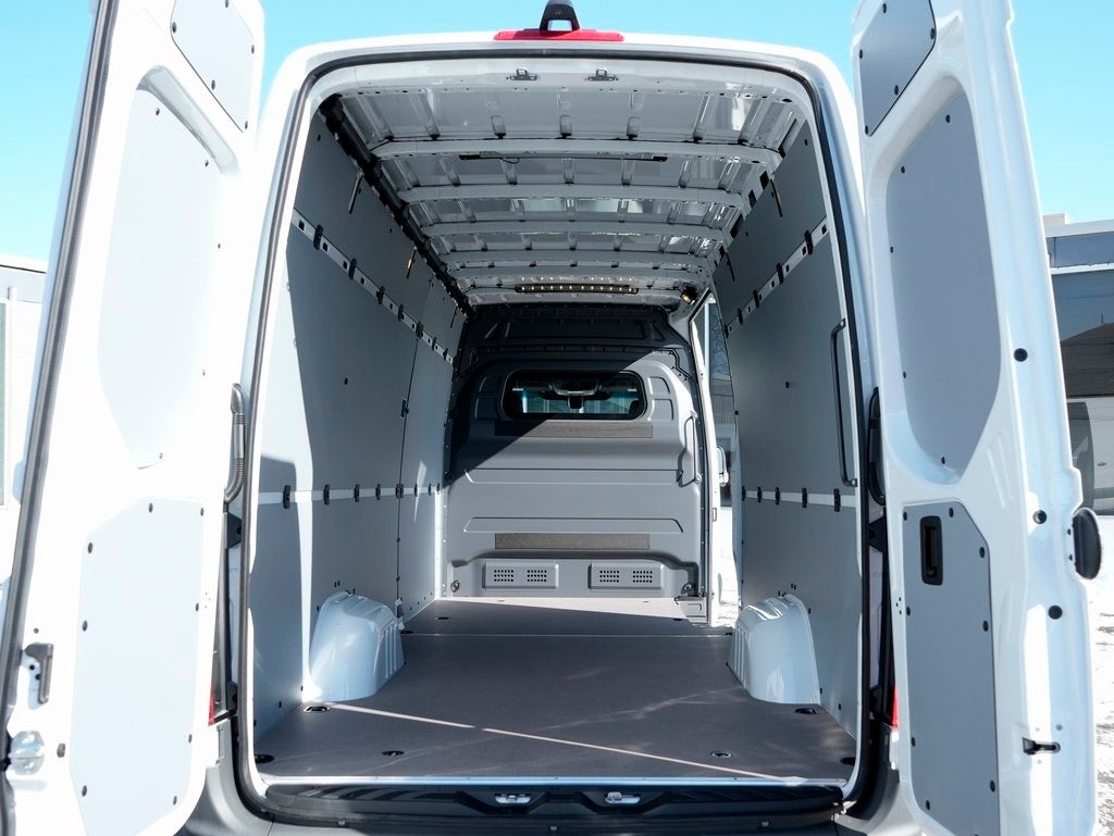 2026 Mercedes-Benz Sprinter 2500 Cargo 170 WB High Roof