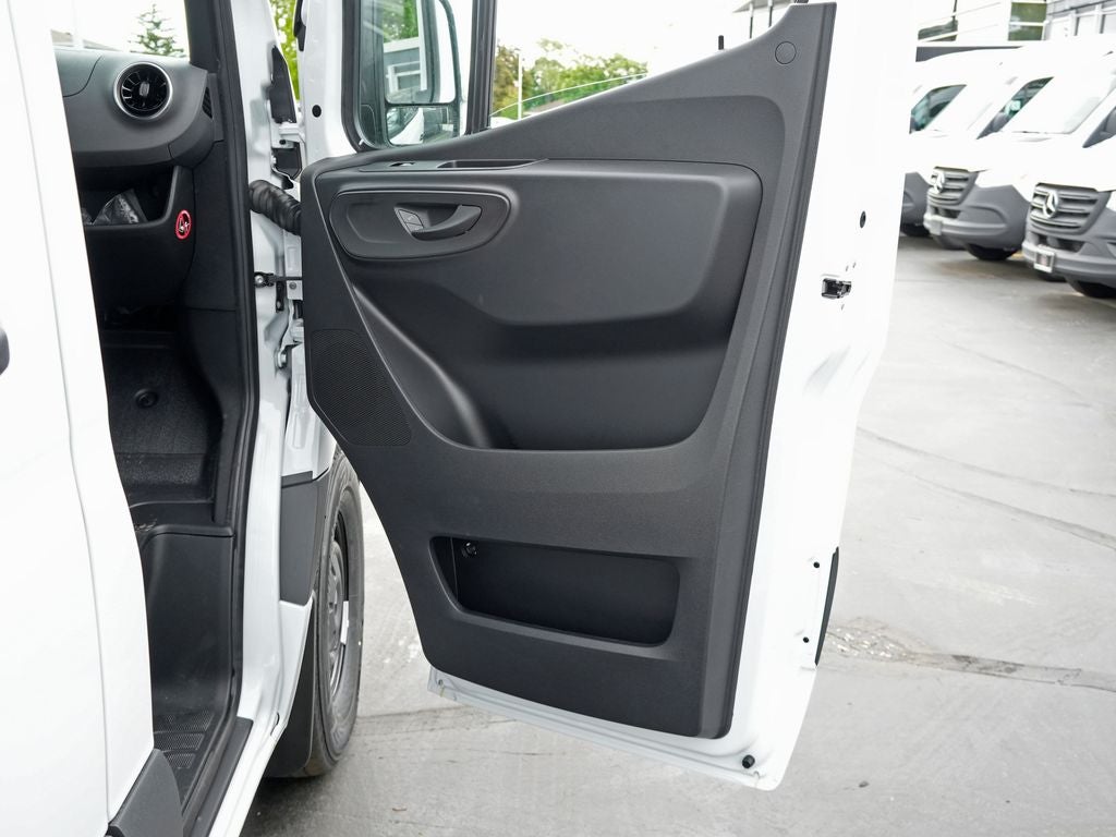 2026 Mercedes-Benz Sprinter 2500 Cargo 170 WB High Roof