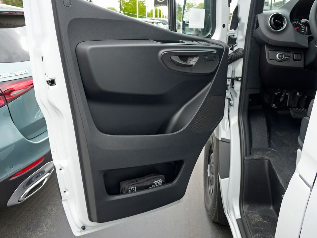 2026 Mercedes-Benz Sprinter 2500 Cargo 170 WB High Roof