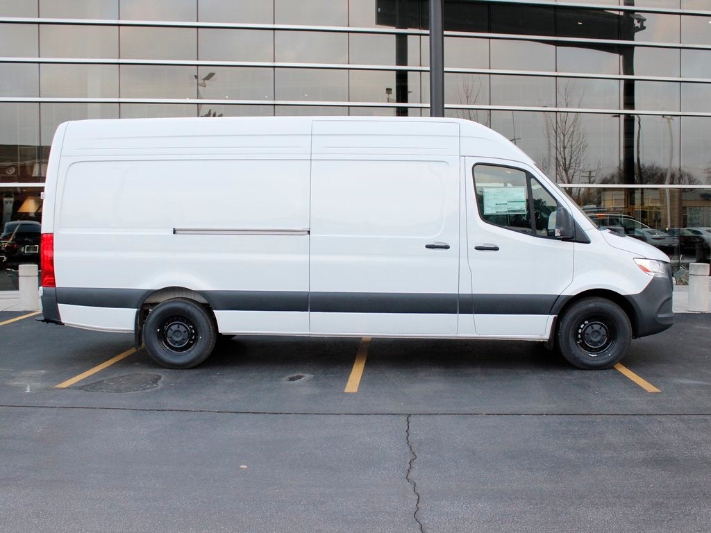 2025 Mercedes-Benz Sprinter 2500 Cargo 170 WB High Roof