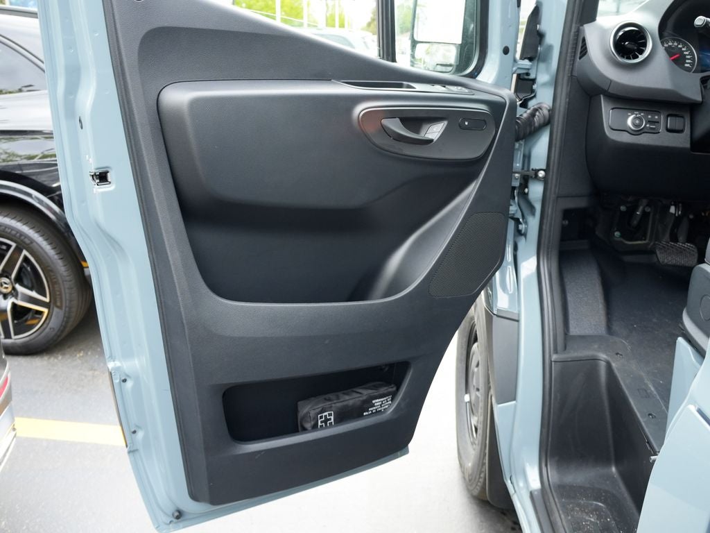 2026 Mercedes-Benz Sprinter 2500 Cargo 170 WB High Roof