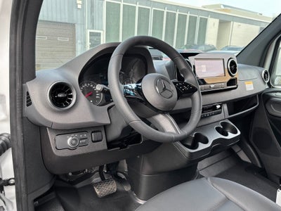 2026 Mercedes-Benz Sprinter 2500 Cargo 170 WB High Roof