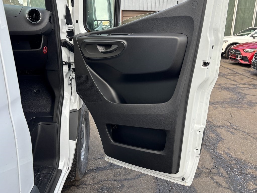 2026 Mercedes-Benz Sprinter 2500 Cargo 170 WB High Roof