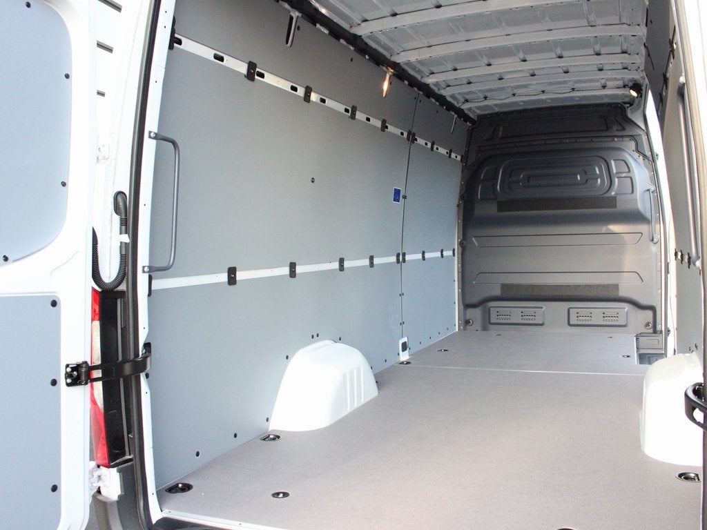 2025 Mercedes-Benz Sprinter 2500 Cargo 170 WB High Roof