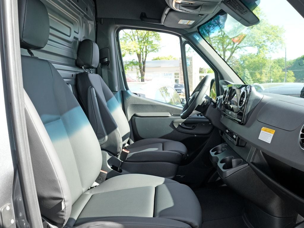 2026 Mercedes-Benz Sprinter 2500 Cargo 170 WB High Roof