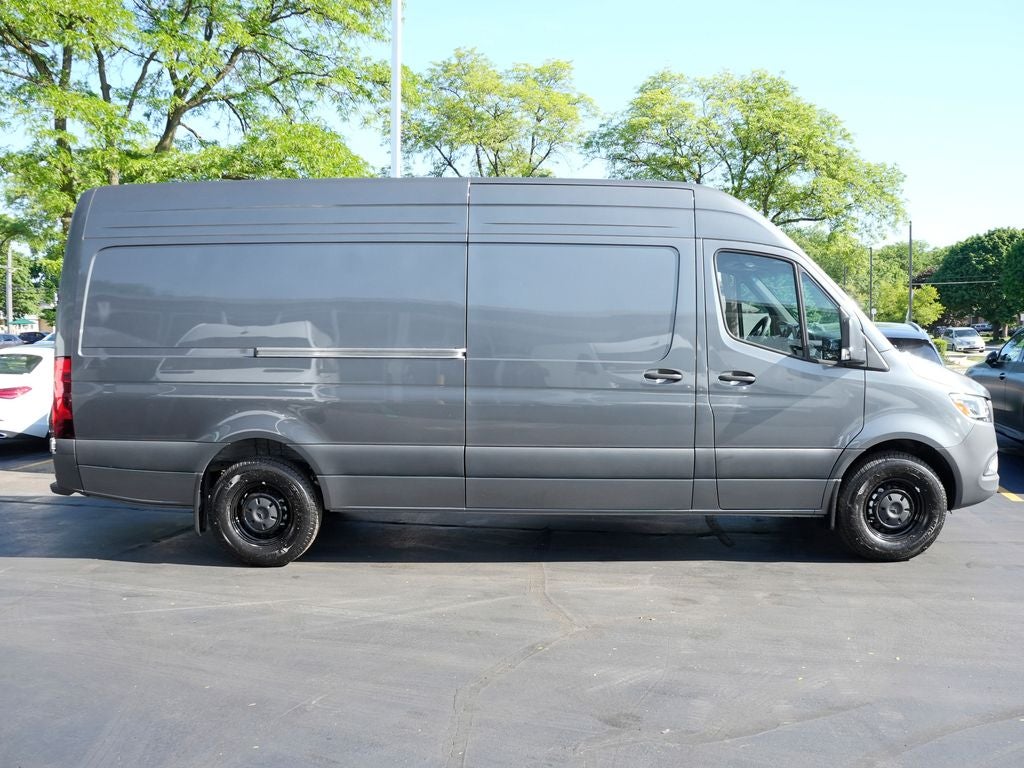 2026 Mercedes-Benz Sprinter 2500 Cargo 170 WB High Roof