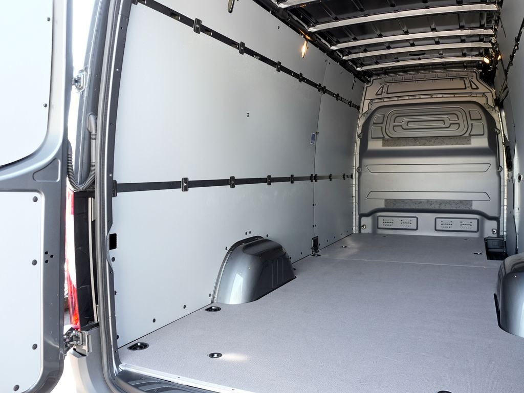 2026 Mercedes-Benz Sprinter 2500 Cargo 170 WB High Roof