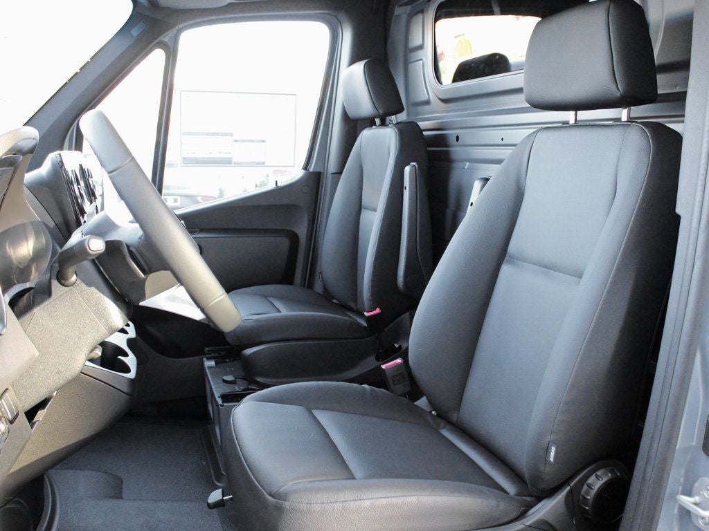 2026 Mercedes-Benz Sprinter 2500 Cargo 170 WB High Roof