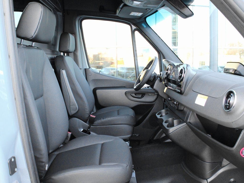 2026 Mercedes-Benz Sprinter 2500 Cargo 170 WB High Roof