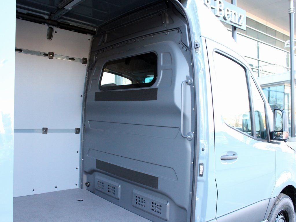 2026 Mercedes-Benz Sprinter 2500 Cargo 170 WB High Roof