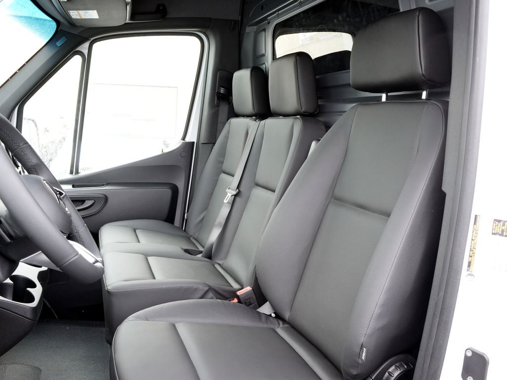 2026 Mercedes-Benz Sprinter 2500 Cargo 170 WB High Roof